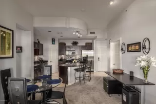 Photo #6: 6083107 Listing 