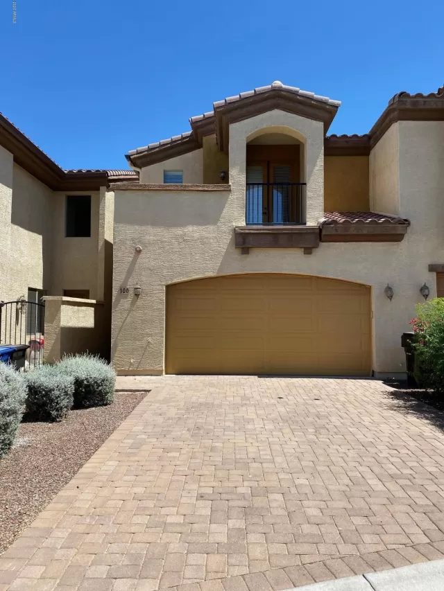 MLS: 6083143 Condo For Sale