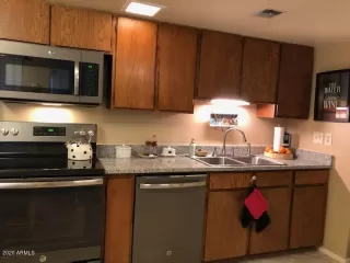 Photo #1: 6083207 Listing 