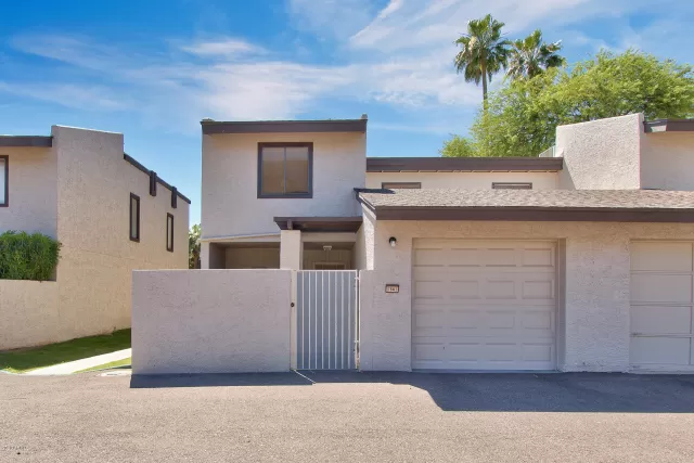 MLS: 6083427 Condo For Sale