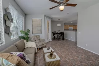 Photo #6: 6083436 Listing