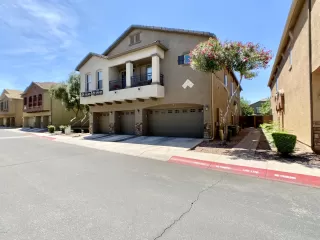 Photo #2: 6083640 Listing