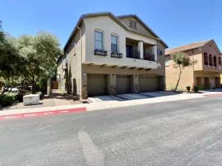 Photo #3: 6083640 Listing