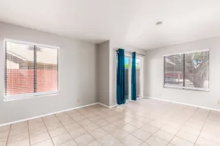 Photo #6: 6083778 Listing