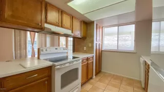 Photo #5: 6083869 Listing