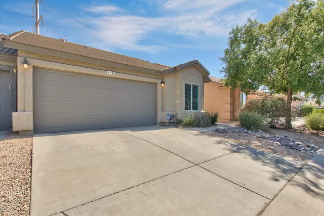 MLS: 6083874 Condo For Sale