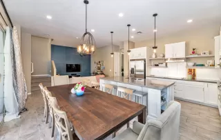 Photo #2: 6083941 Listing 