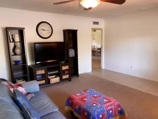 Photo #3: 6084004 Listing