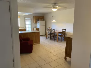 Photo #5: 6084004 Listing