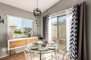 Photo #4: 6084019 Listing 