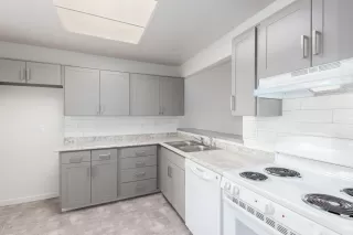 Photo #2: 6084056 Listing 