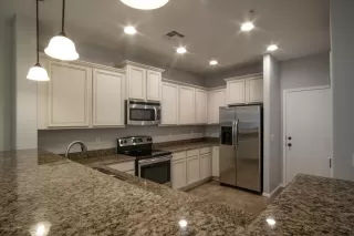 Photo #5: 6084066 Listing 