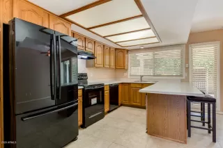 Photo #4: 6084088 Listing