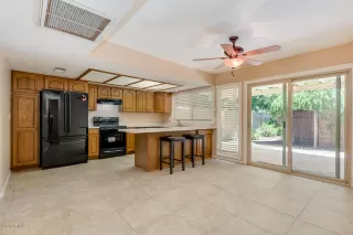 Photo #5: 6084088 Listing