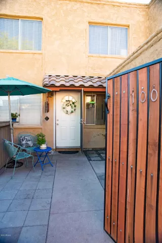 Photo #2: 6084089 Listing