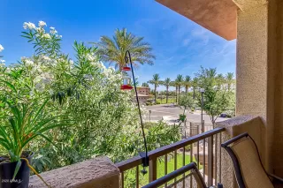 Photo #5: 6084093 Listing