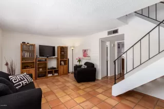 Photo #2: 6084389 Listing 