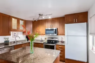 Photo #6: 6084389 Listing 