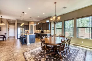 Photo #2: 6084613 Listing 