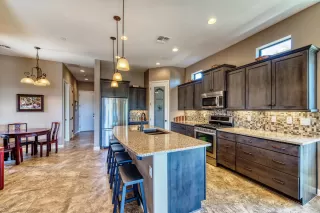 Photo #5: 6084613 Listing 