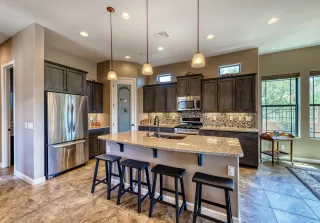 Photo #6: 6084613 Listing 