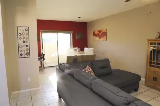 Photo #3: 6084936 Listing