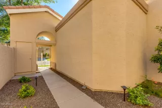 Photo #3: 6084975 Listing