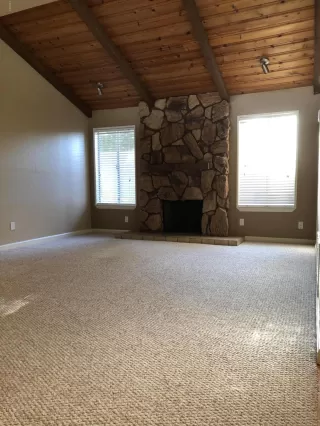 Photo #5: 6085092 Listing