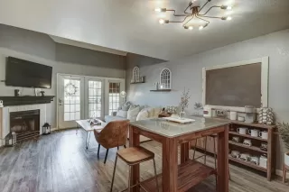 Photo #4: 6085194 Listing