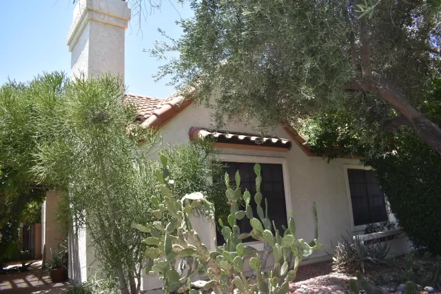 MLS: 6085311 Condo For Sale