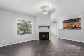 Photo #3: 6085545 Listing