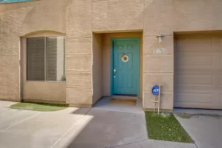 Photo #1: 6085651 Listing