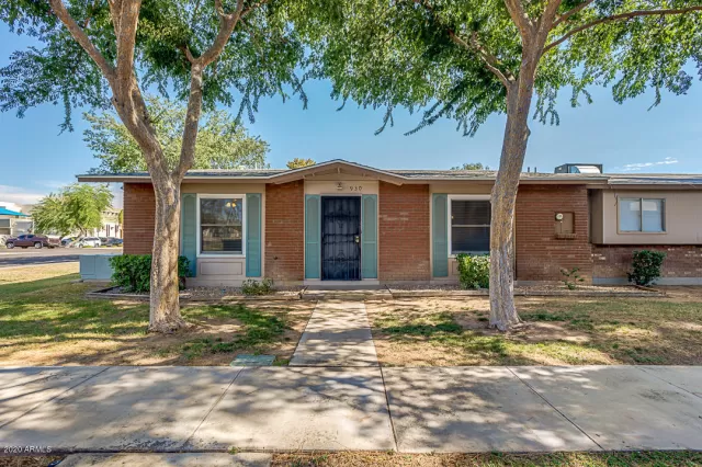 MLS: 6085767 Condo For Sale