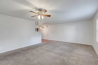 Photo #3: 6085767 Listing