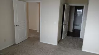 Photo #5: 6085954 Listing