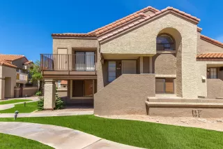 Photo #2: 6086192 Listing