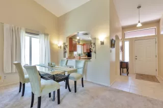 Photo #6: 6086310 Listing