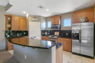 Photo #1: 6086360 Listing