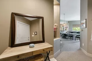 Photo #5: 6086360 Listing