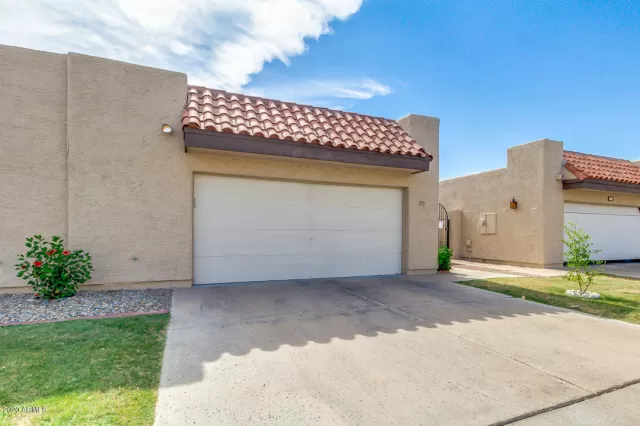 MLS: 6086541 Condo For Sale