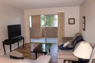 Photo #4: 6086633 Listing 