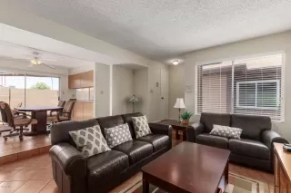 Photo #6: 6086760 Listing