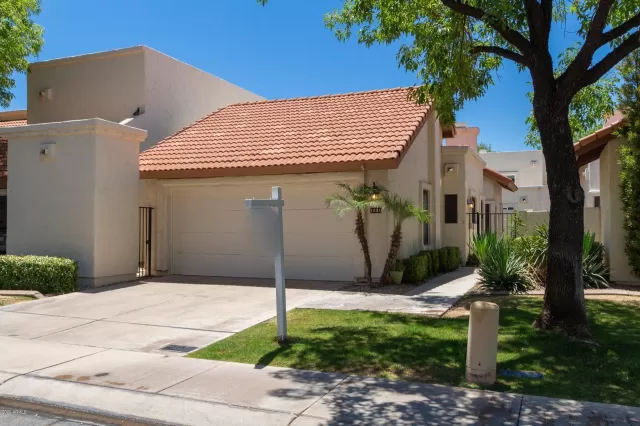 MLS: 6087192 Condo For Sale