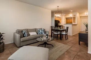 Photo #6: 6087339 Listing