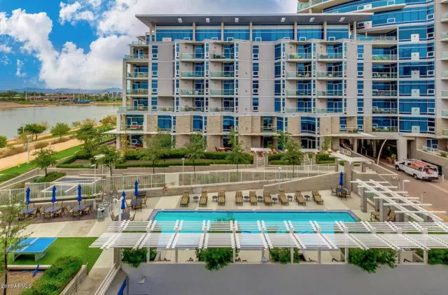 MLS: 6087512 Condo For Sale