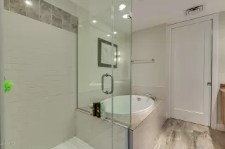 Photo #6: 6087512 Listing 