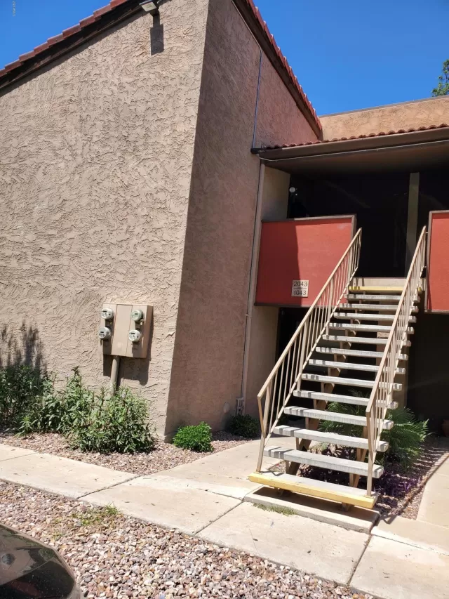 MLS: 6087695 Condo For Sale