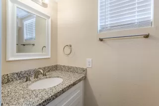 Photo #6: 6088048 Listing 