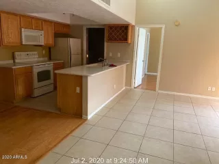 Photo #6: 6088222 Listing