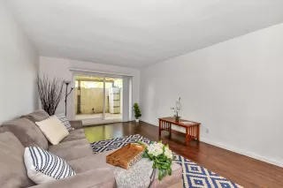 Photo #1: 6088436 Listing 